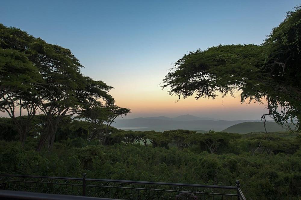 Karibu Camps And Lodges Sametu Camp Serengeti Robanda Eksteriør bilde